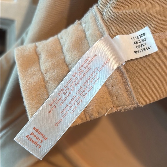 Cacique Tan Seamless Full Coverage Bra size 50B Has underwire. - Picture 4 of 9